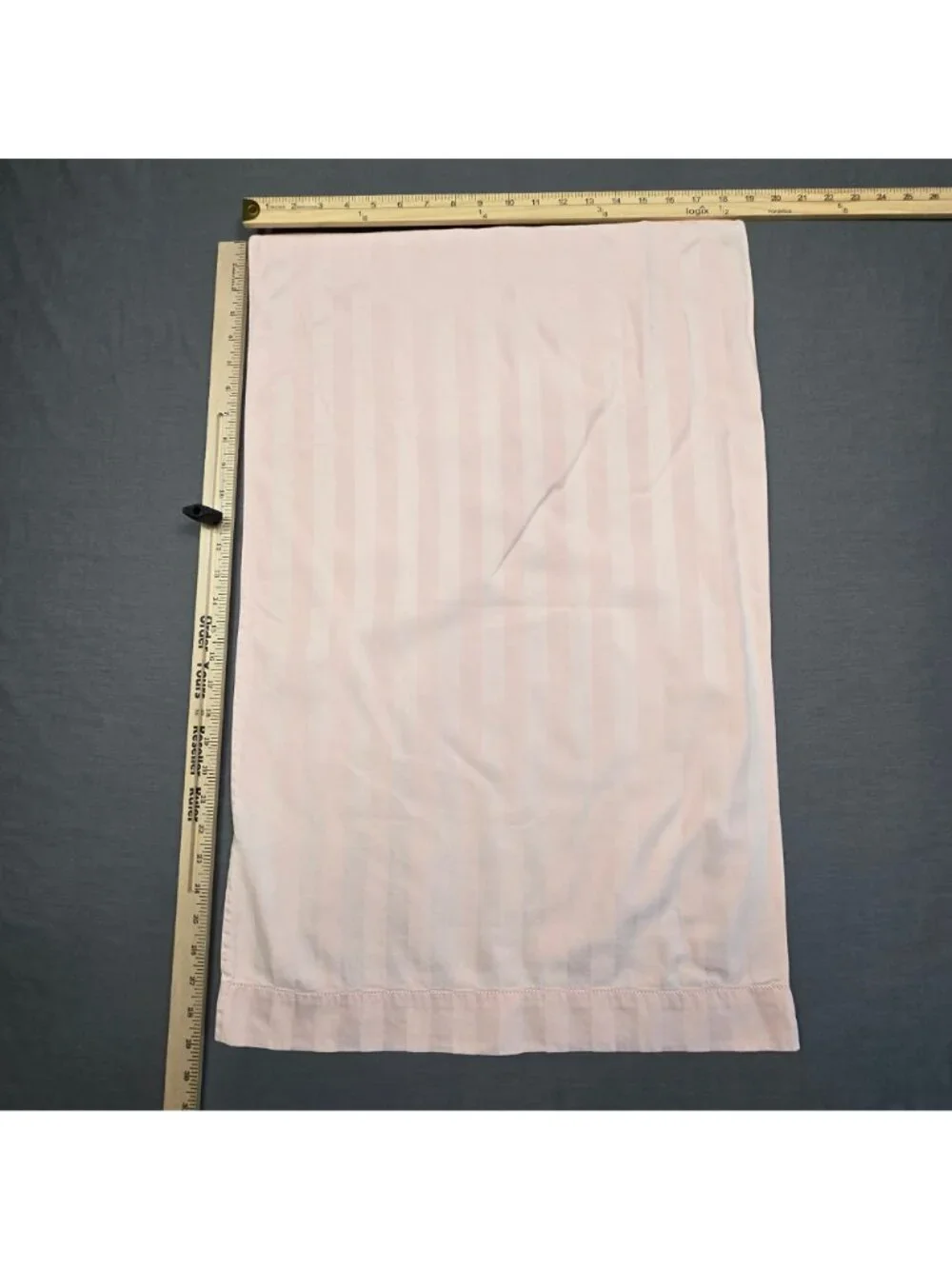 Charter Club Standard/Queen Damask Pillowcase 100% Cotton Pink Striped